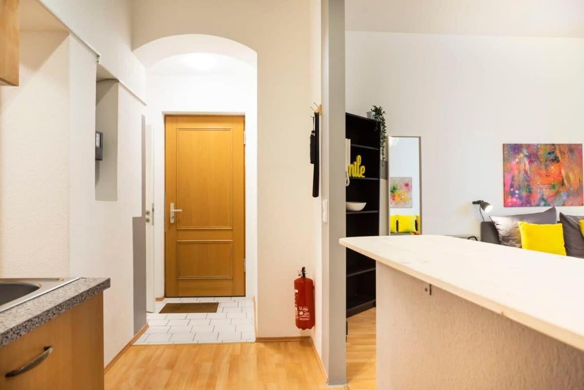 Cozy 2 Room Apartment Next To Hermannstrasse Berlin Kültér fotó